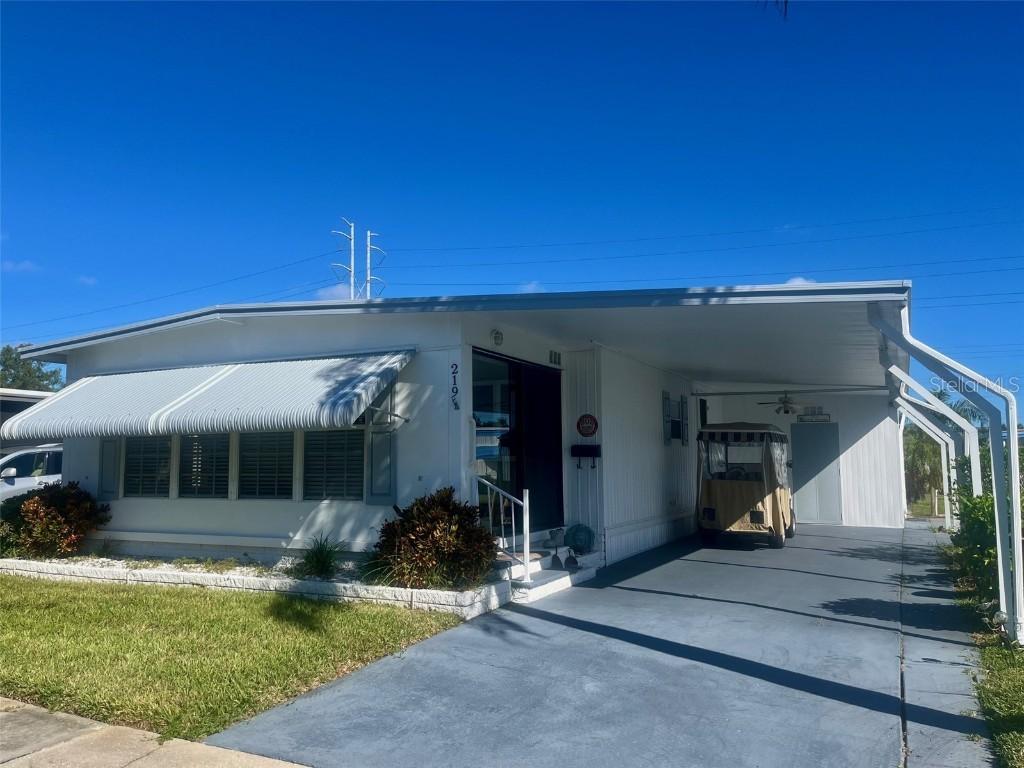 219 Seagull Dr., Tarpon Springs, FL 34689