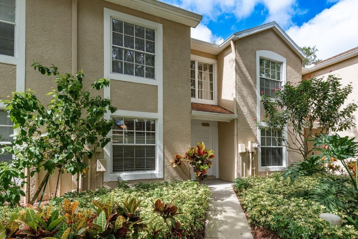 4675 Tudor Ln., Palm Harbor, FL 34683