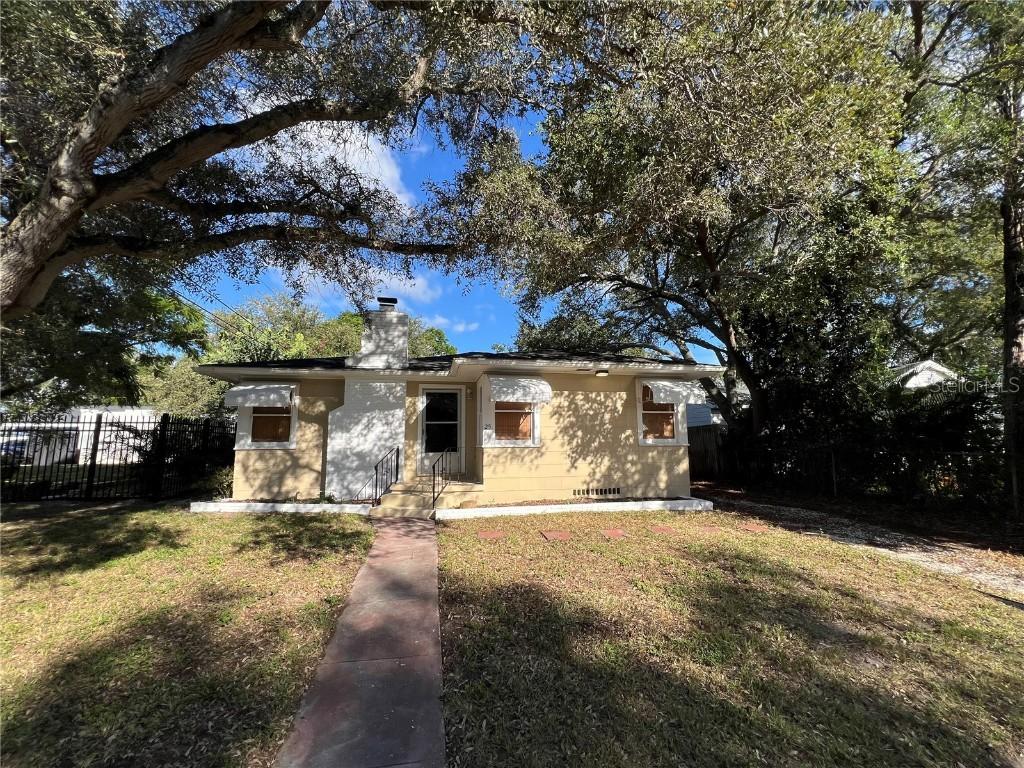 25 Highland Ave., Dunedin, FL 34698