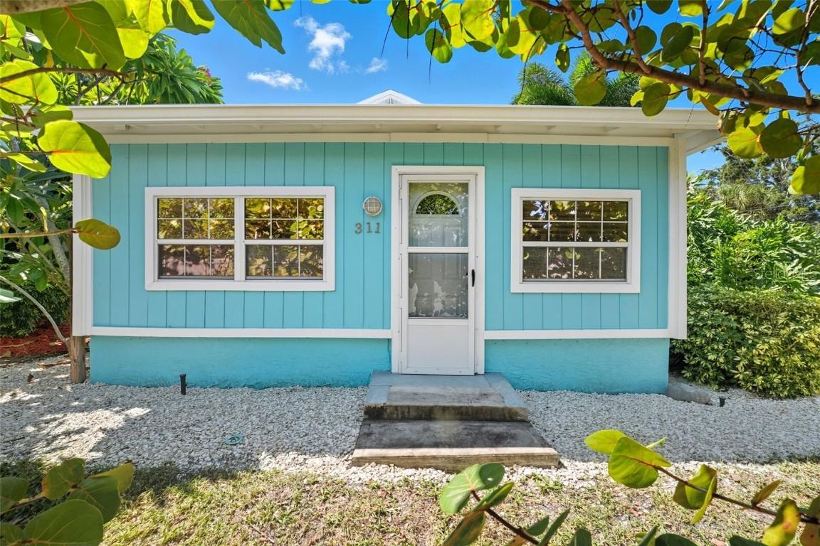 311 Dempsey Rd., Palm Harbor, FL 34683