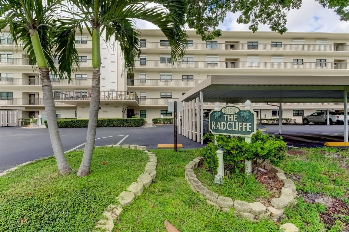 8198 Terrace Garden Dr. #109, St Petersburg, FL 33709