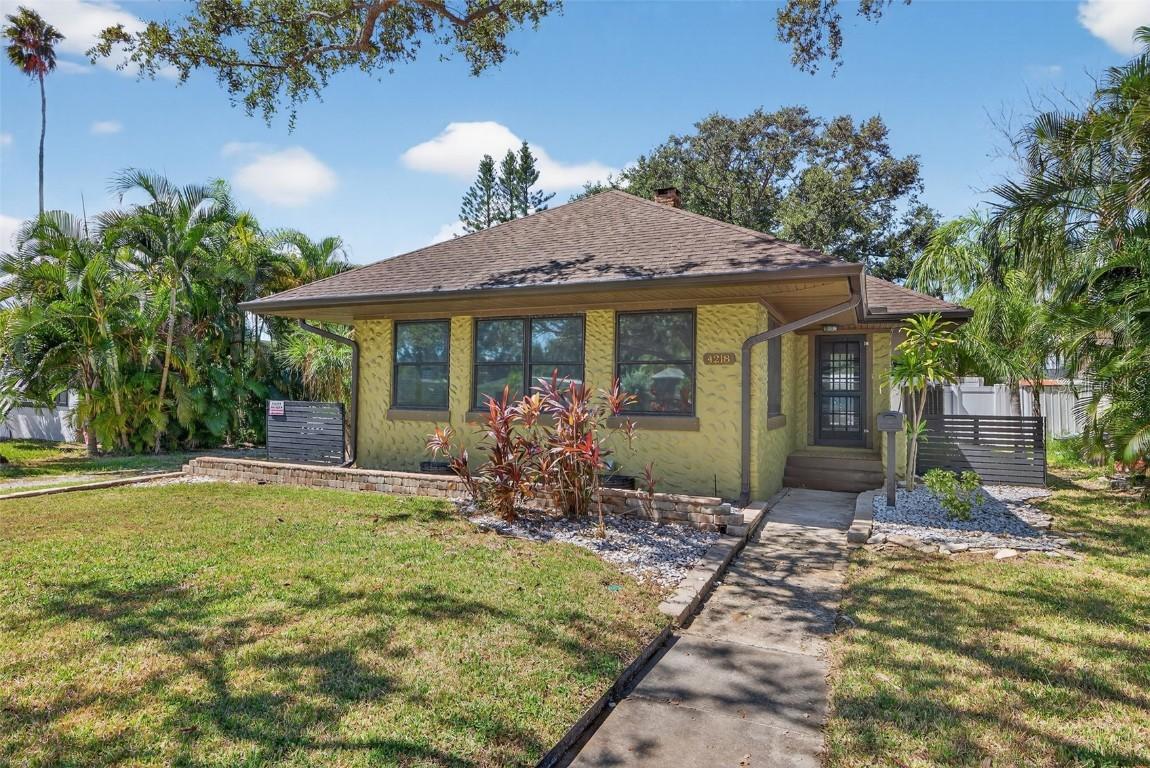 4218 Harrisburg St., St Petersburg, FL 33703