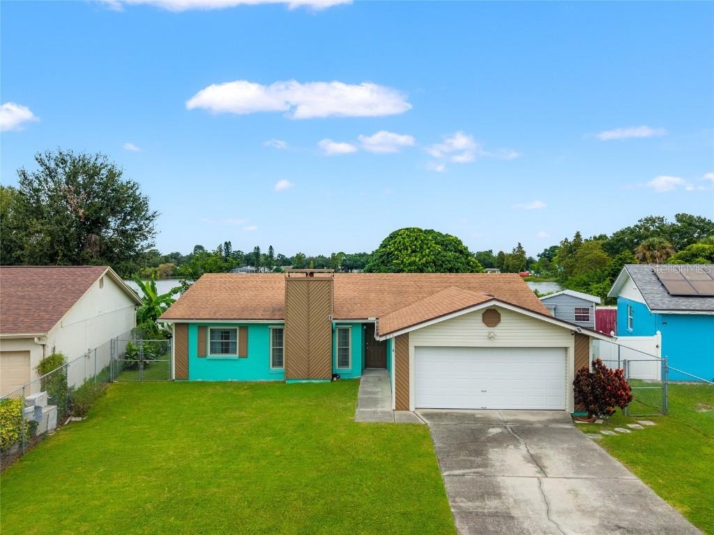835 Buttercup Dr., Lakeland, FL 33801