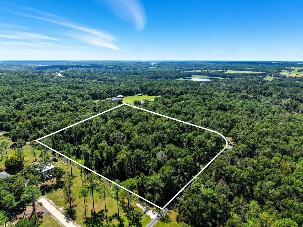 Virginia Lee Cir., Brooksville, FL 34602