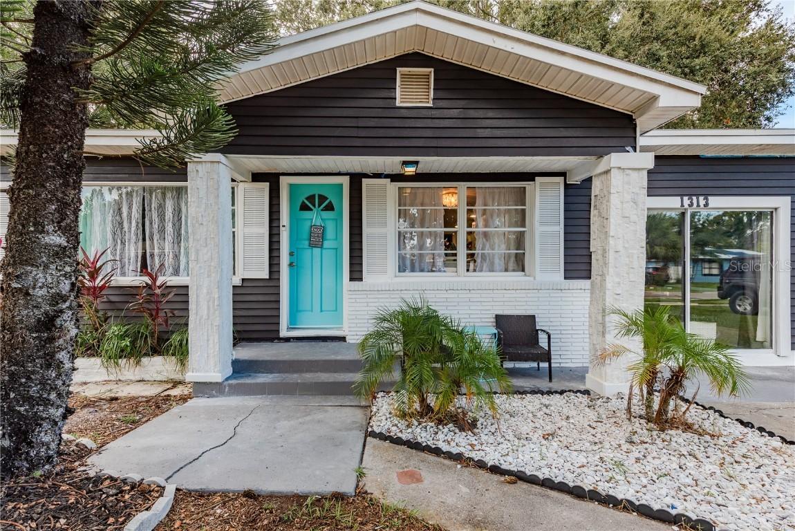1313 Parkwood St., Clearwater, FL 33755