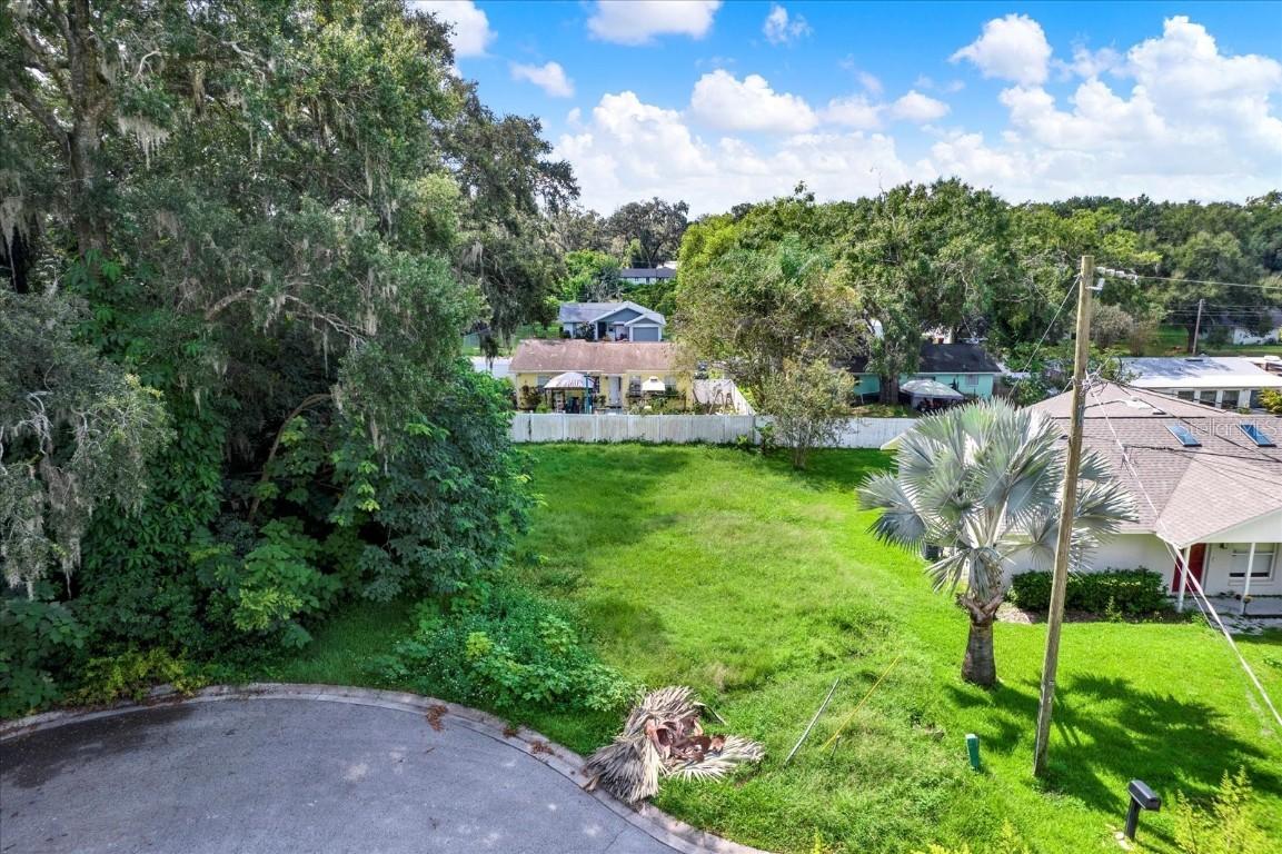 1101 W Dixie St., Plant City, FL 33563