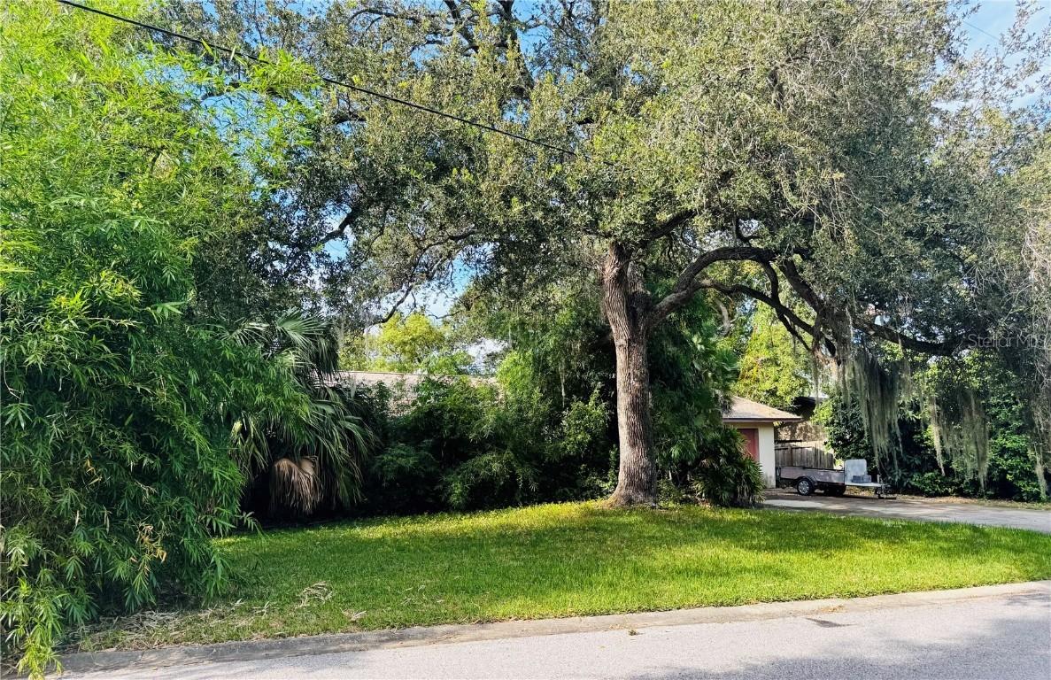 2947 Hickory Dr., Largo, FL 33770
