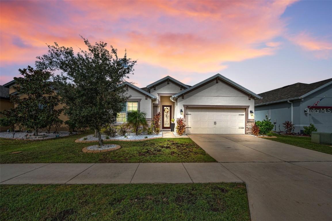 944 Old Windsor Way, Spring Hill, FL 34609