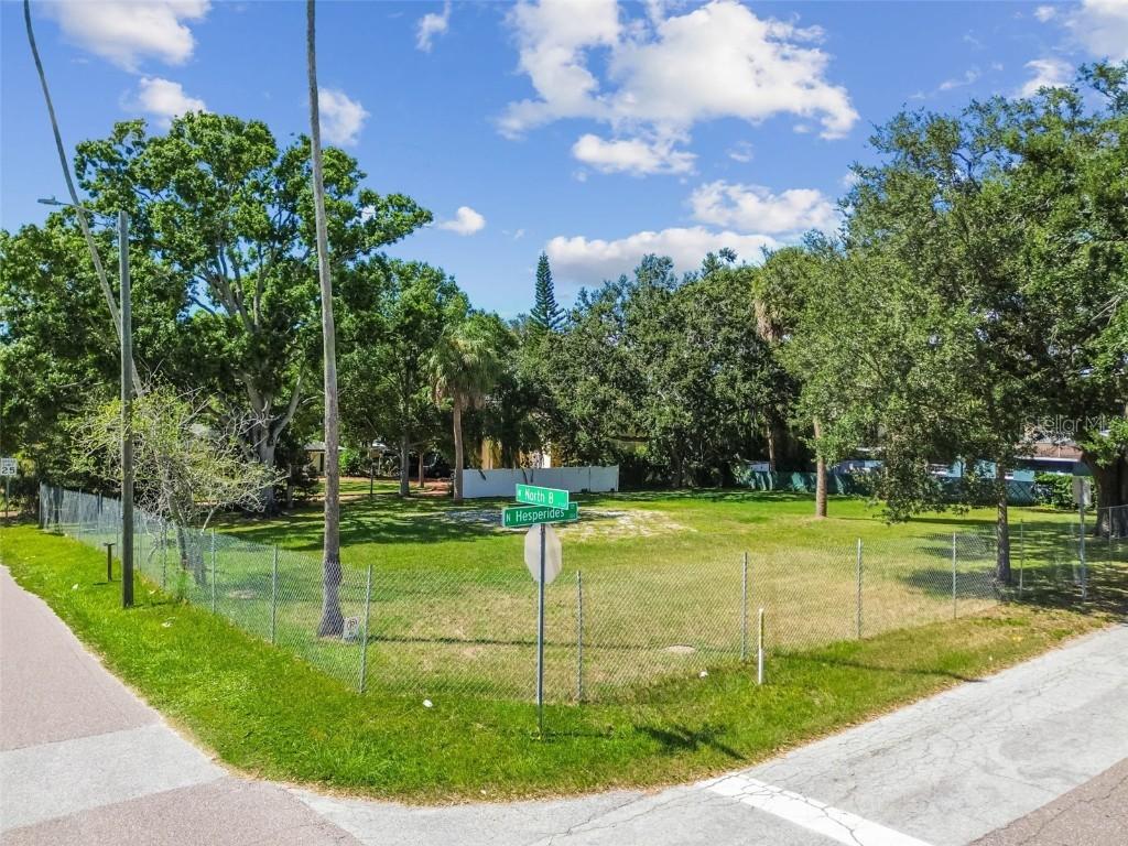 4501 W North B St., Tampa, FL 33609