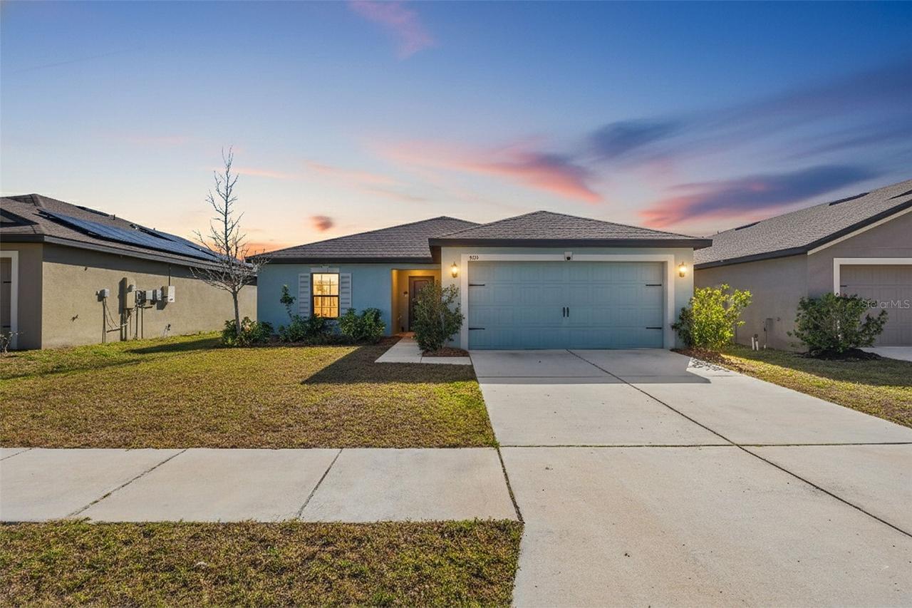 835 Chatham Walk Dr., Ruskin, FL 33570