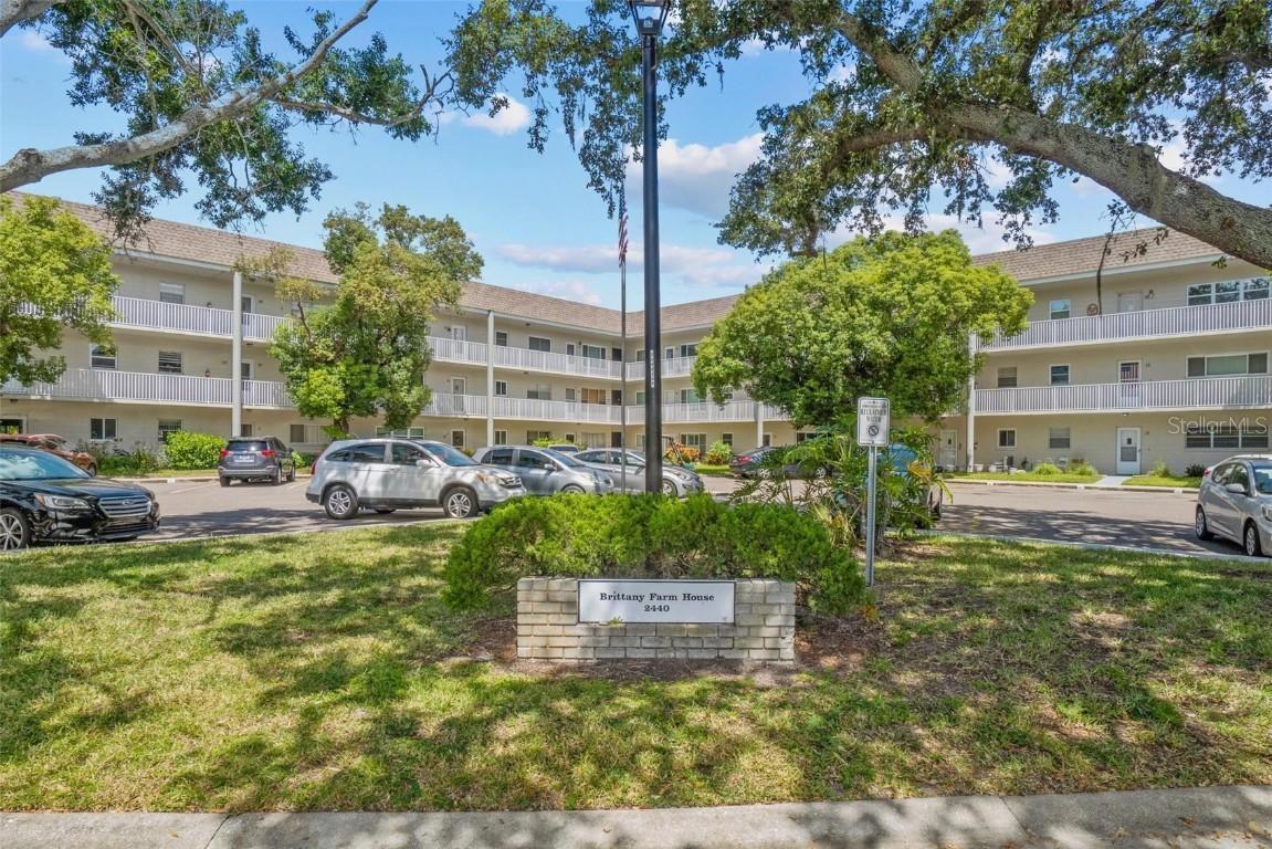 2440 World Parkway Blvd. #52, Clearwater, FL 33763