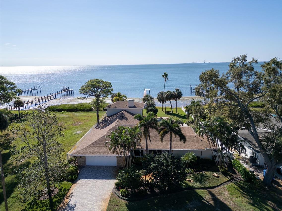 1100 Friendly Way, St Petersburg, FL 33705