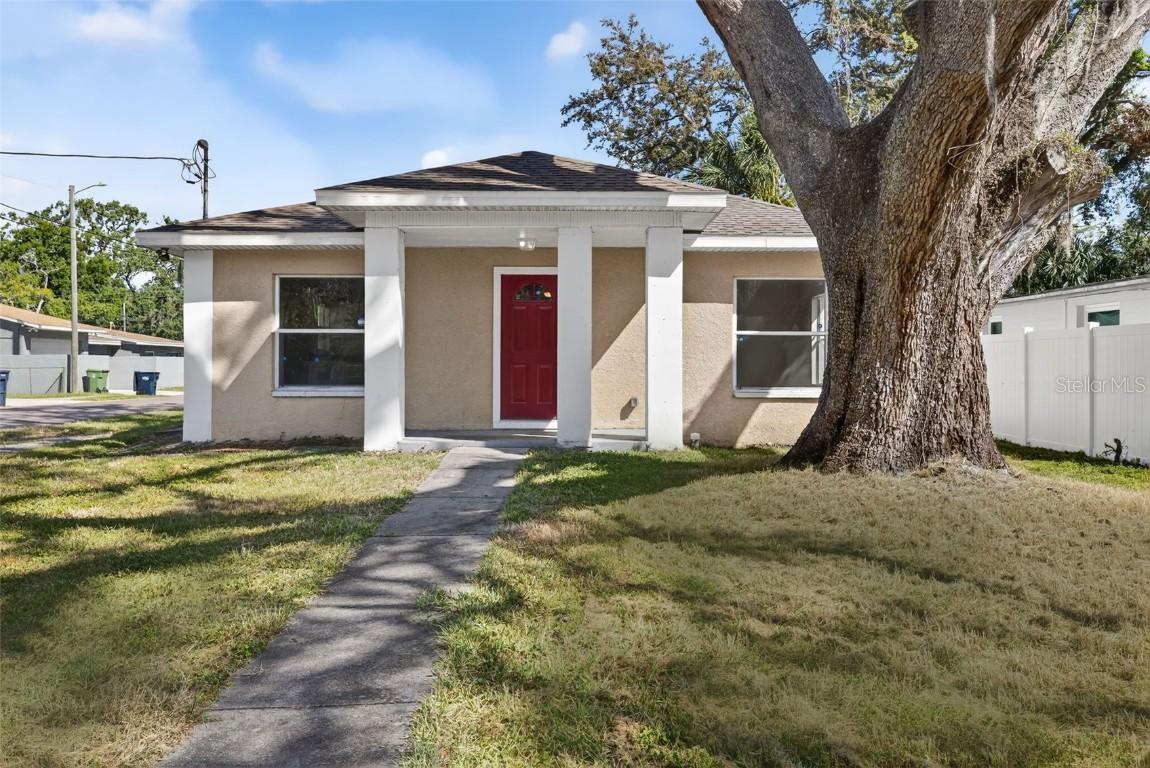 2602 E Emma St., Tampa, FL 33610