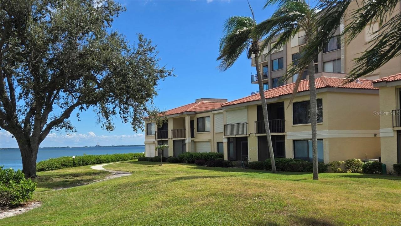 6104 Palma Del Mar Blvd. #205, St Petersburg, FL 33715
