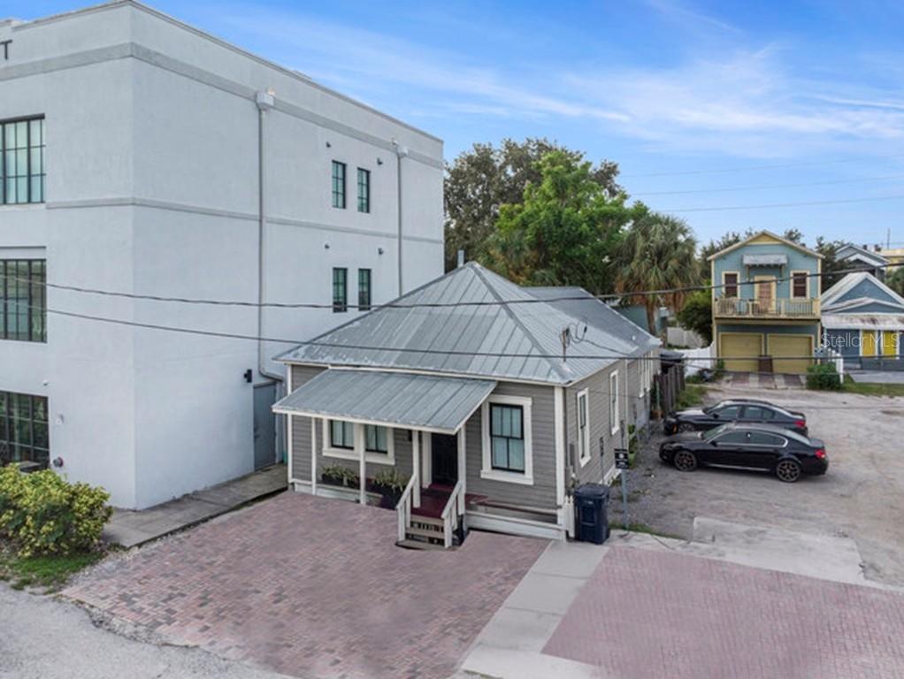 1923 E 6th Ave., Tampa, FL 33605