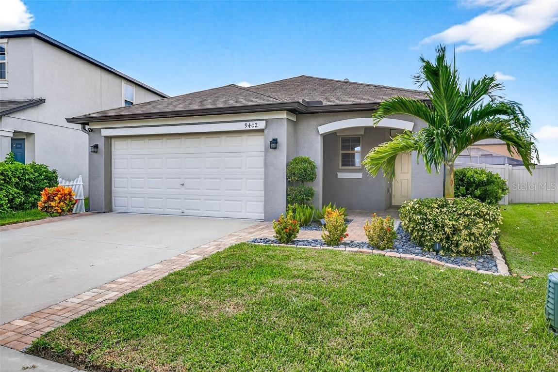 9402 Lemon Drop Loop, Sun City Center, FL 33573