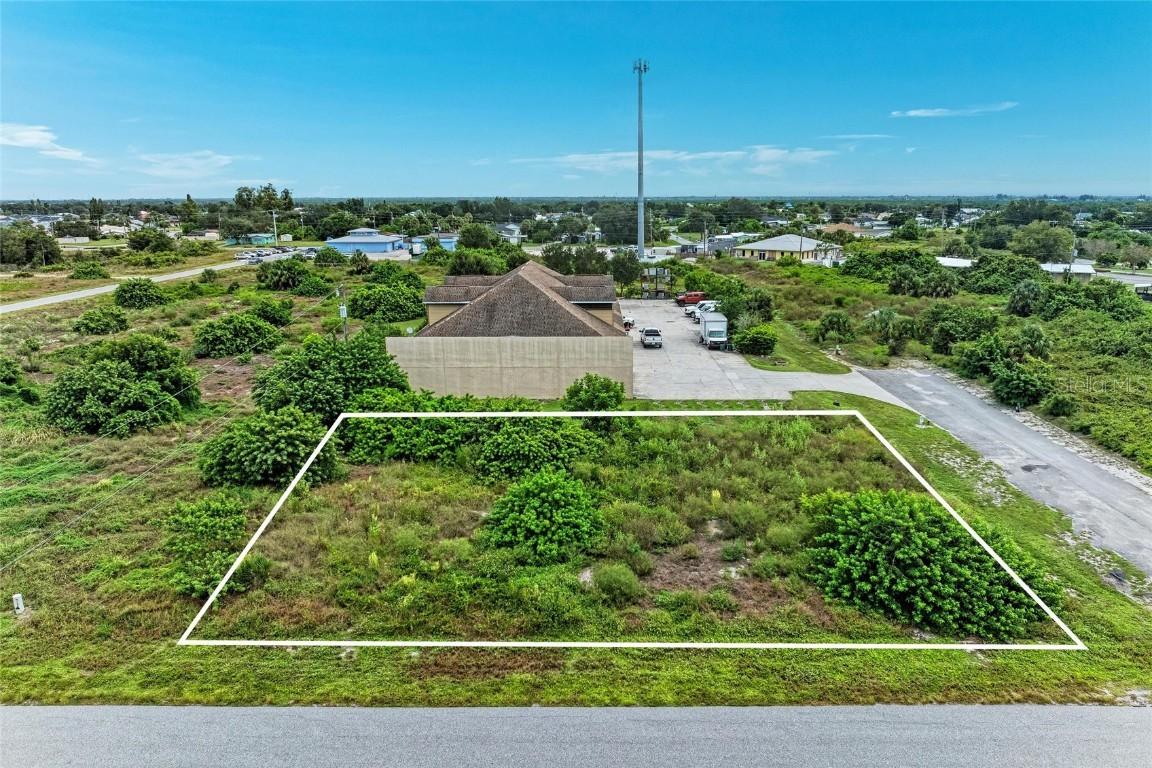 3090 Cardiff St., Punta Gorda, FL 33983