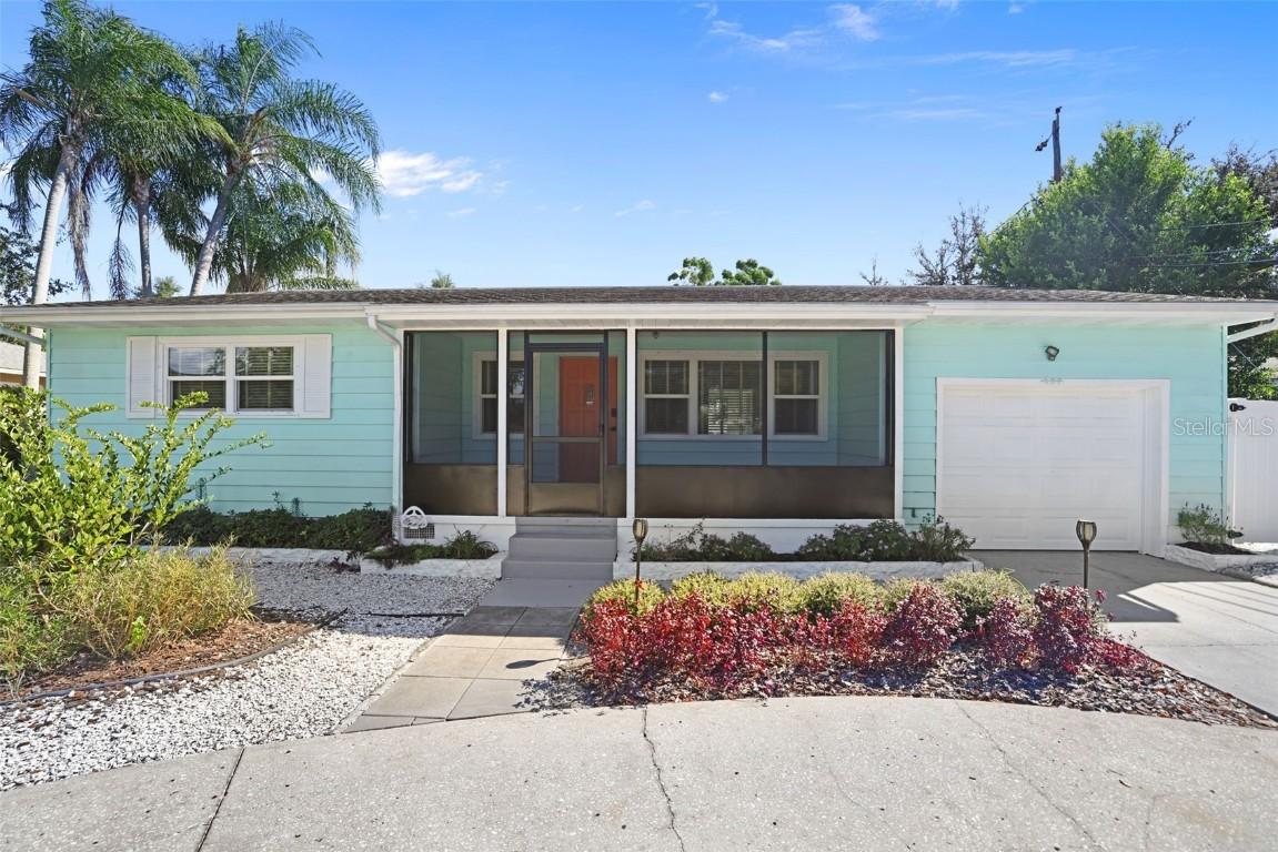 637 Beltrees St., Dunedin, FL 34698