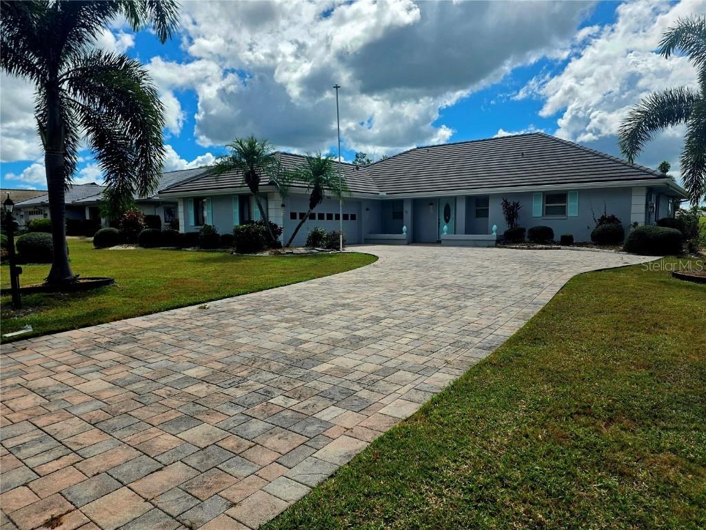1936 New Bedford Dr., Sun City Center, FL 33573