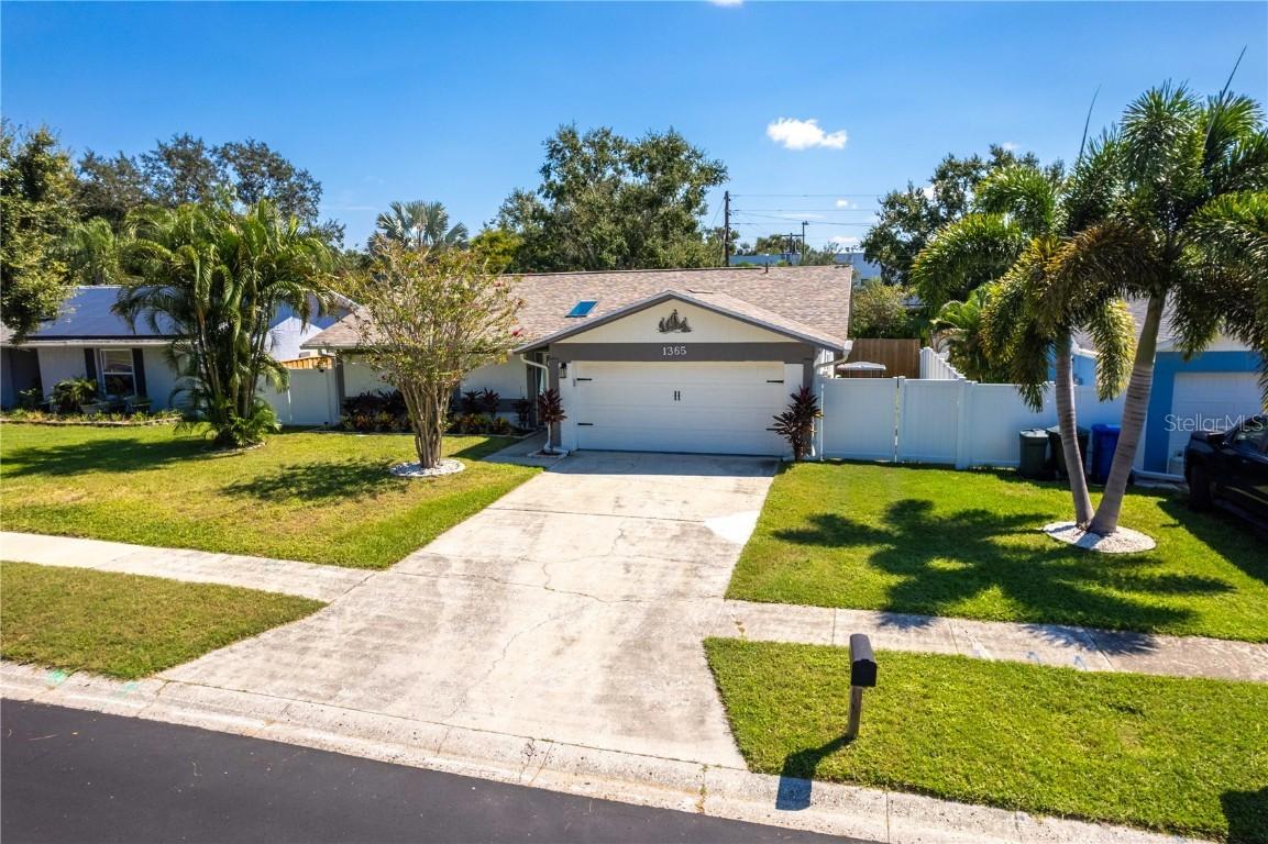 1365 Winding Brook Way, Dunedin, FL 34698