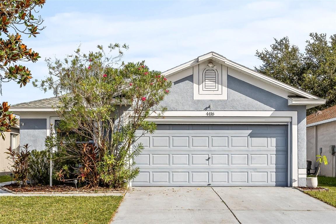 4416 Country Hills Blvd., Plant City, FL 33563