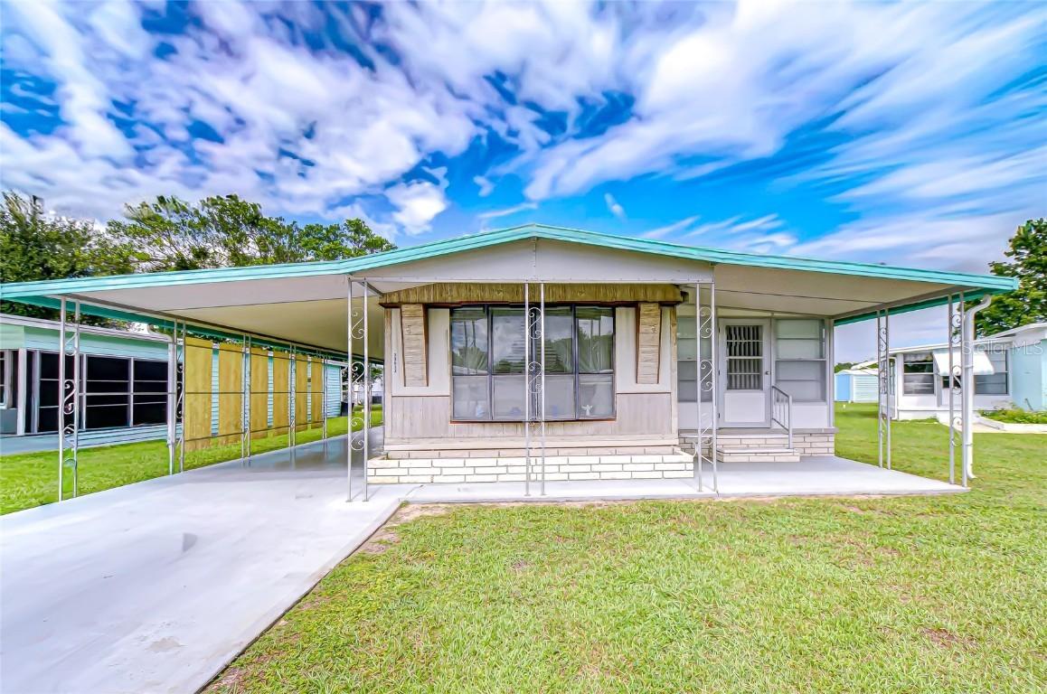 39613 Sterling Dr., Zephyrhills, FL 33542