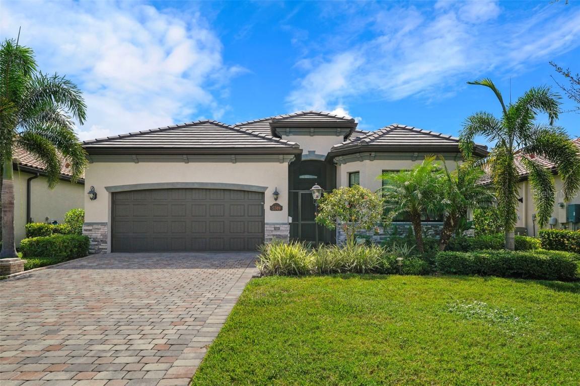 5749 Cheech Glen, Bradenton, FL 34211