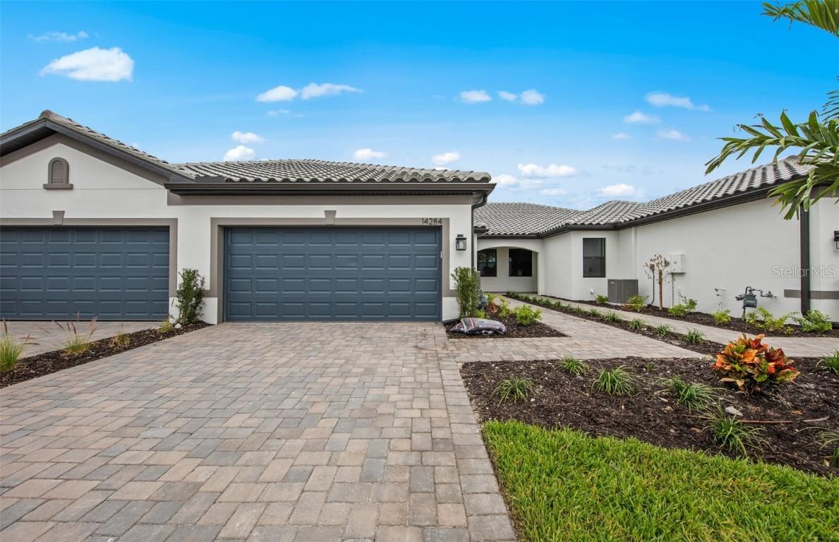 14284 Eagle Branch Dr., Nokomis, FL 34275