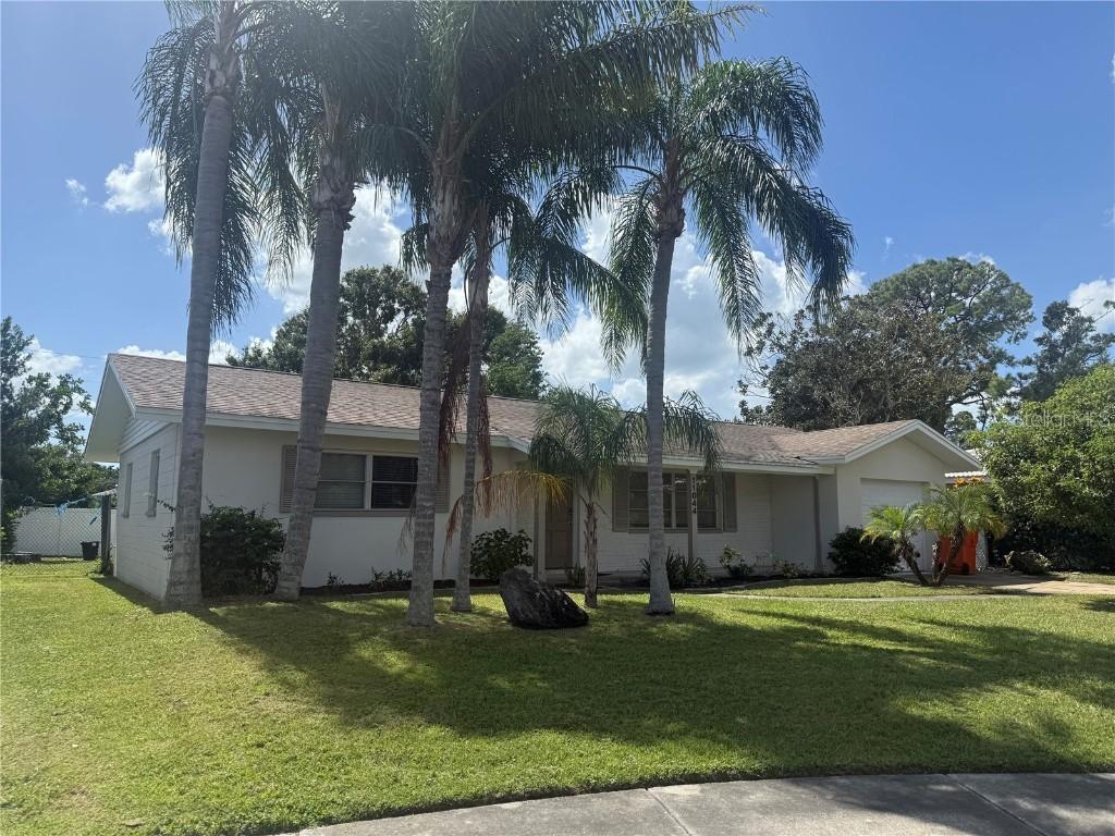 11044 66th Terrace Ter., Seminole, FL 33772