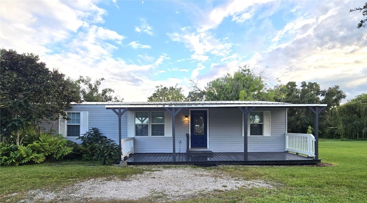 3301 Medulla Rd., Plant City, FL 33566