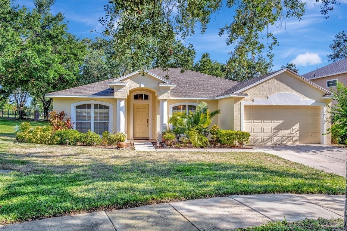 803 Woodcarver Ln., Brandon, FL 33510