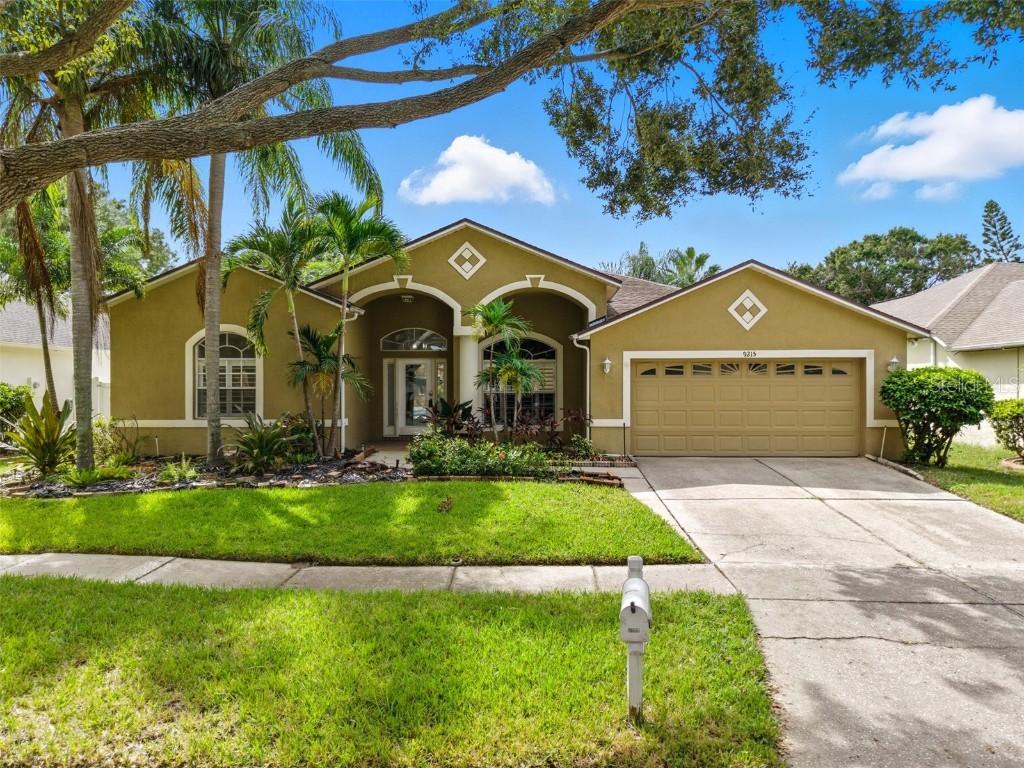 9215 Estate Cove Cir., Riverview, FL 33578