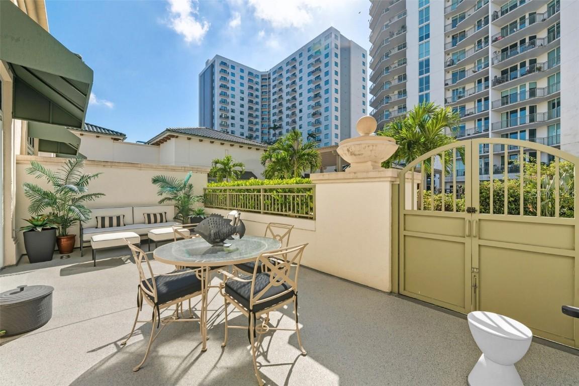 450 Knights Run Ave. #414, Tampa, FL 33602