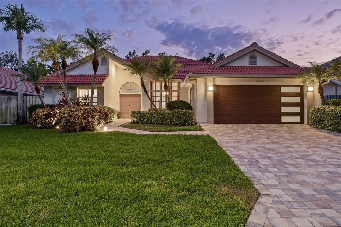 772 Live Oak Ter., St Petersburg, FL 33703