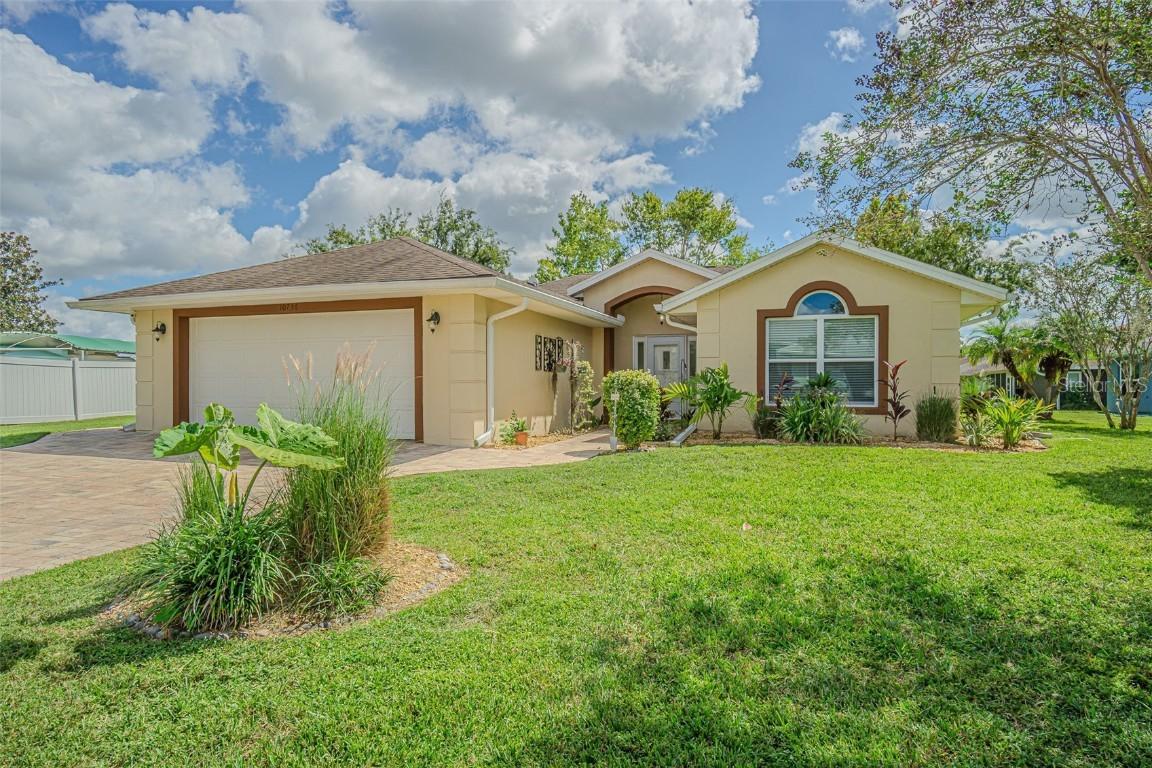 10736 Hock Ln., San Antonio, FL 33576