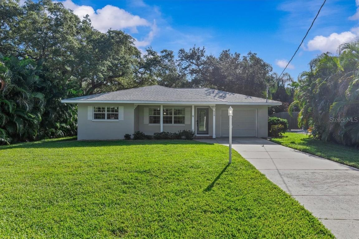 510 N Mayo St., Crystal Beach, FL 34681