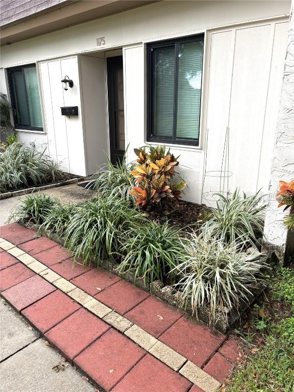 1175 Mission Cir., Clearwater, FL 33759