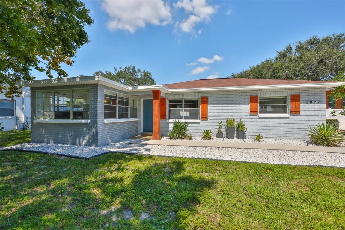 3027 W Napoleon Ave., Tampa, FL 33611