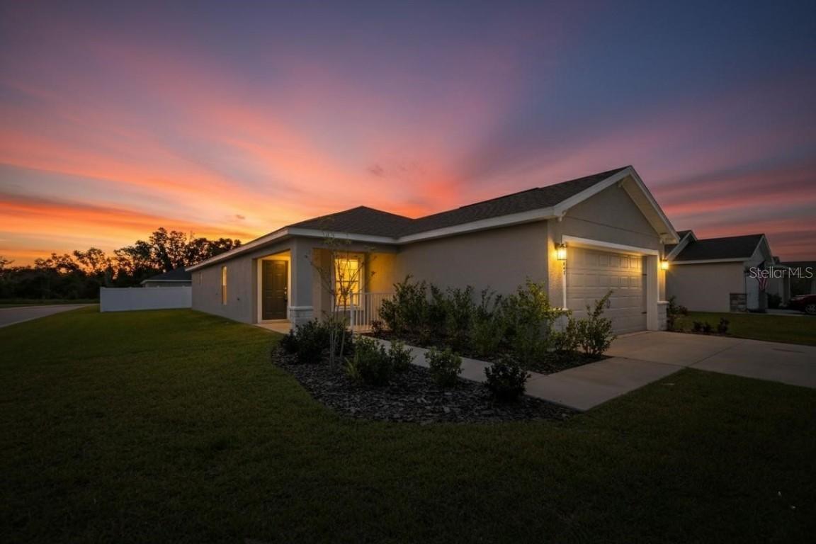1047 Aruba Ave., Mulberry, FL 33860