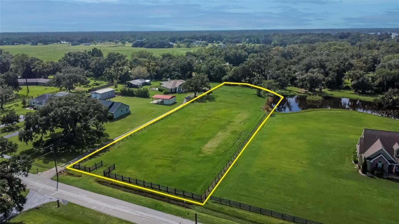 4801 Sleepy Hollow Ln., Plant City, FL 33565