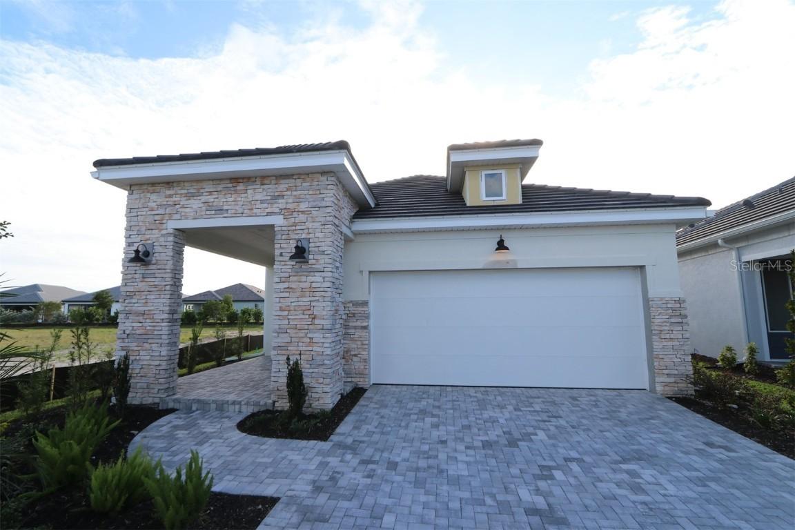 629 Allora Ave., Nokomis, FL 34275