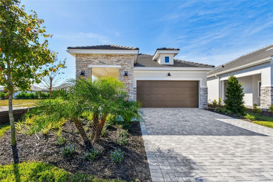 629 Allora Ave., Nokomis, FL 34275