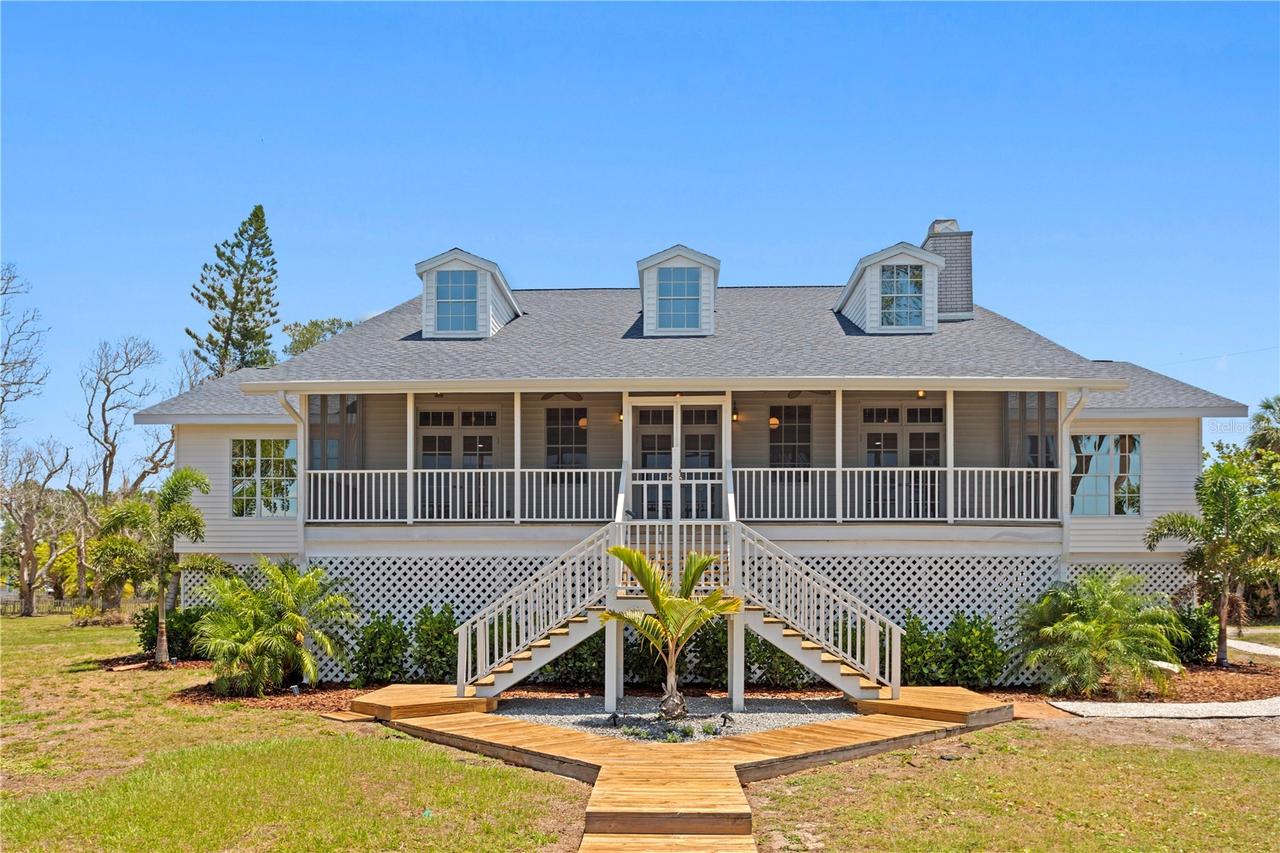 5216 13th St., Palmetto, FL 34221