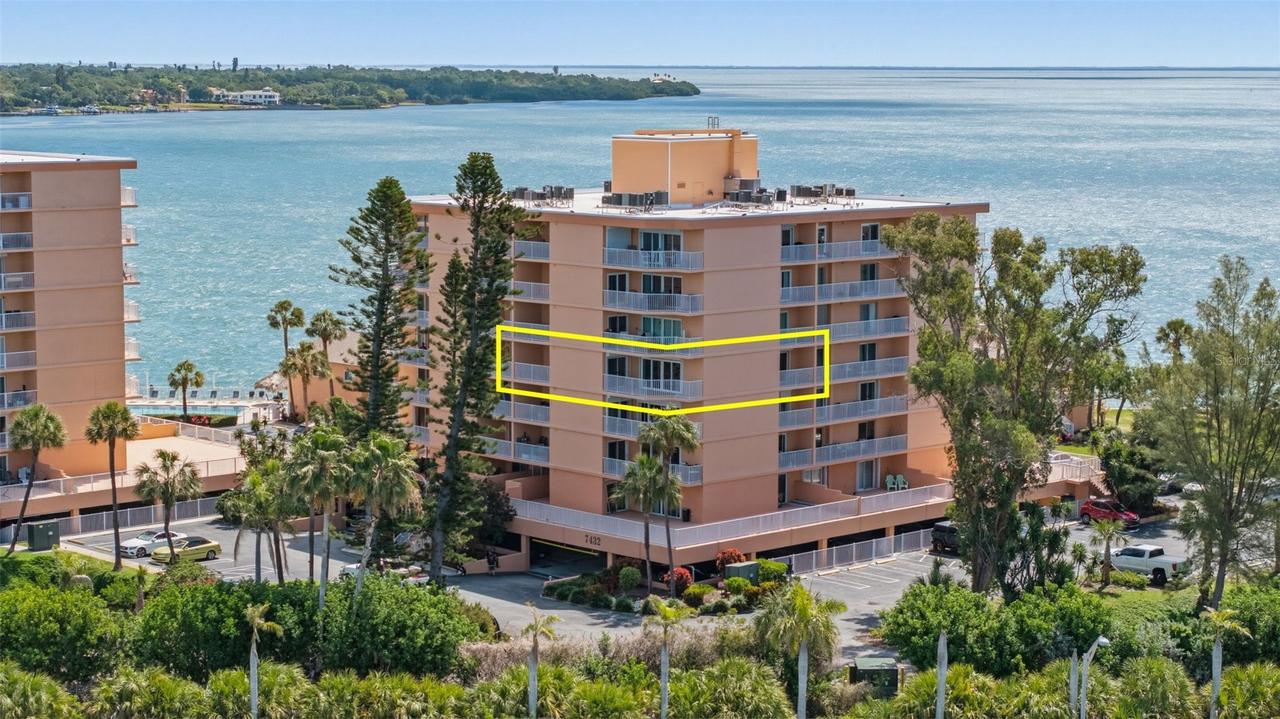 7432 Sunshine Skyway Ln. #506, St Petersburg, FL 33711