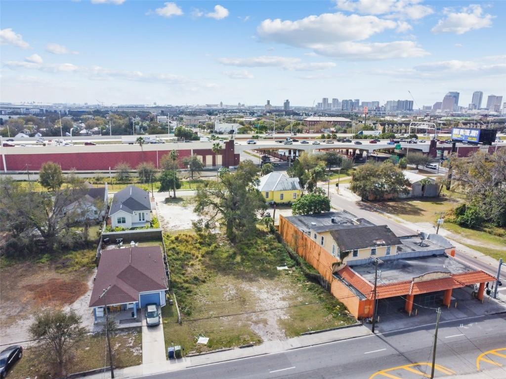 2213 E Columbus Dr., Tampa, FL 33605