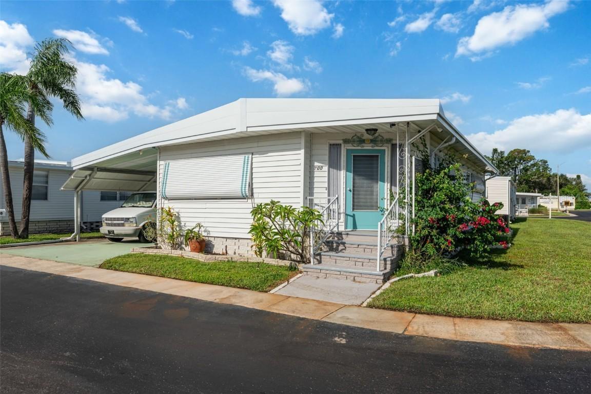 3301 Alt 19 #700, Palm Harbor, FL 34683