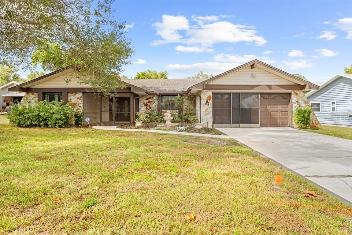 7401 Galloway Rd., Weeki Wachee, FL 34613