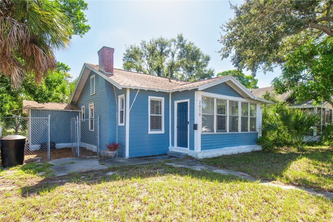 2010 42nd St., St Petersburg, FL 33711