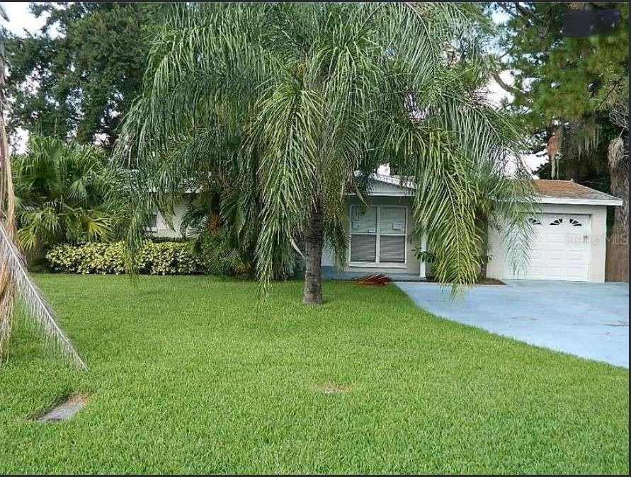 4661 Carson St., St Petersburg, FL 33703