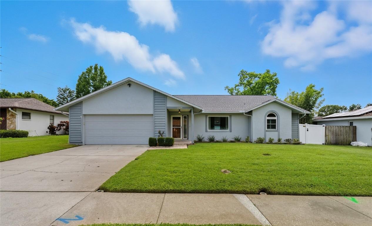 1569 Burnham Ln., Dunedin, FL 34698